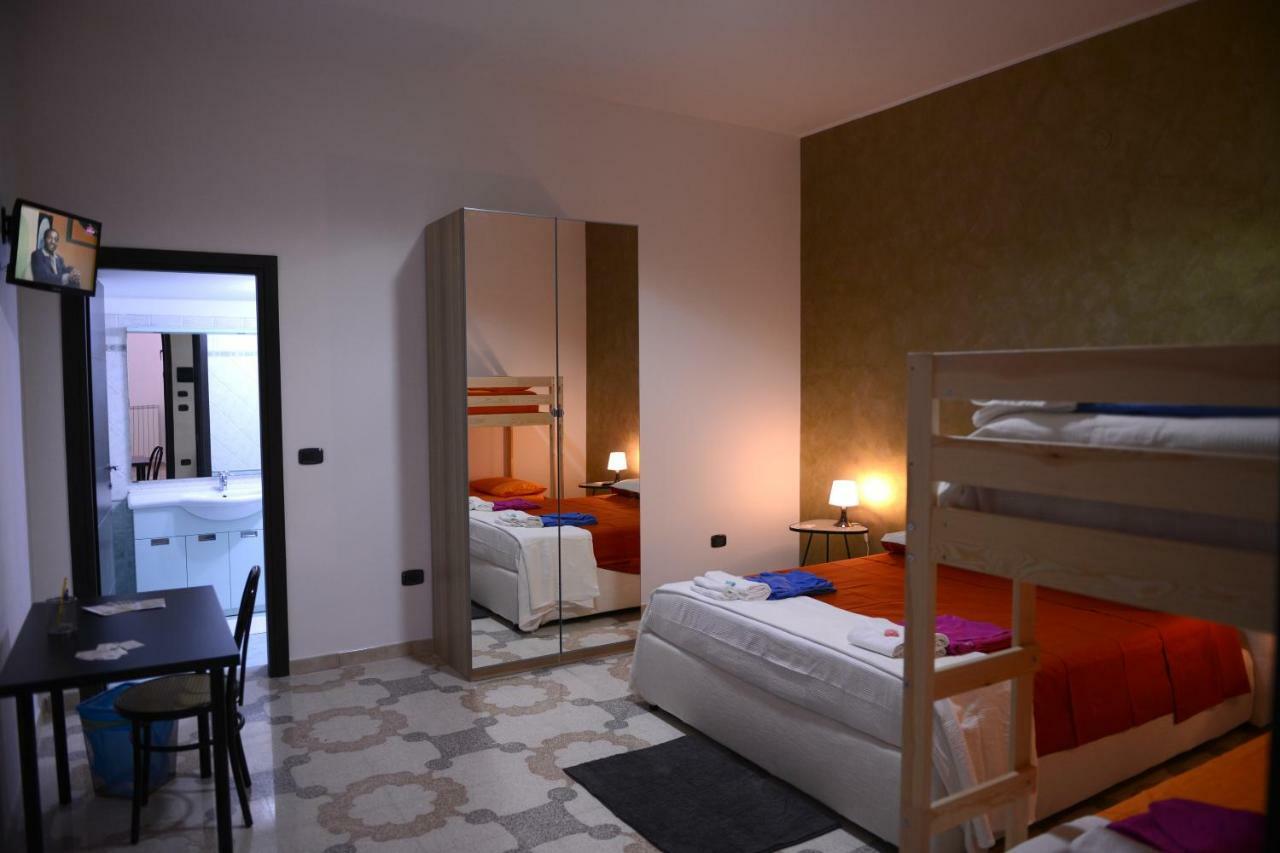 Bed & Breakfast "Mazzini" Leverano Esterno foto